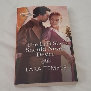 3/$5 Or 6/$10❤️The Earl She Should Never Desire by Lara Temple